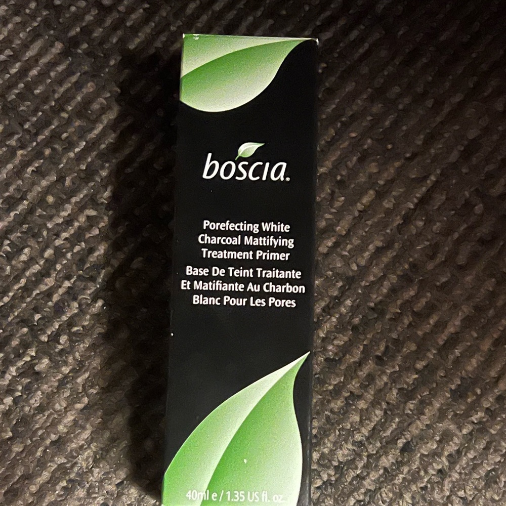 Boscia Porefecting White Charcoal Mattifying Treatment Primer